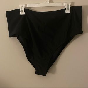 Cupshe bathing suit bottom-NEVER WORN